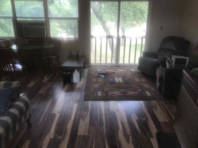 917 N Timber Rd, Belle Plaine, KS 67013