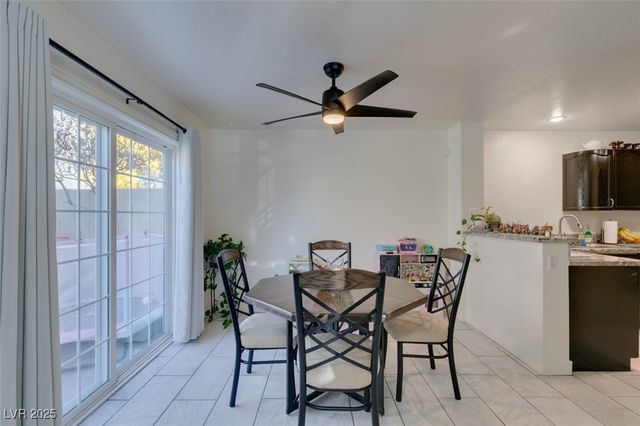 2602 Smoke Canyon Avenue, Henderson, NV 89074