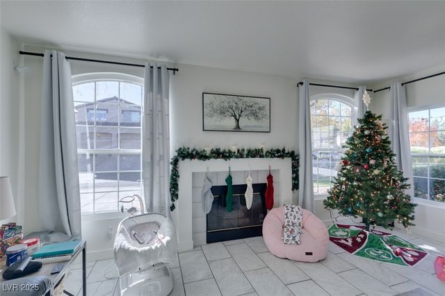 2602 Smoke Canyon Avenue, Henderson, NV 89074