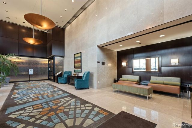 300 Riverfront Drive 10I, Detroit, MI 48226