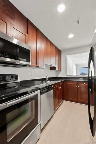 300 Riverfront Drive 10I, Detroit, MI 48226