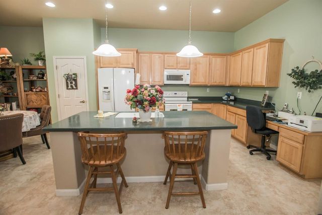 2909 Robinson Creek Ln, Elk Grove, CA 95758