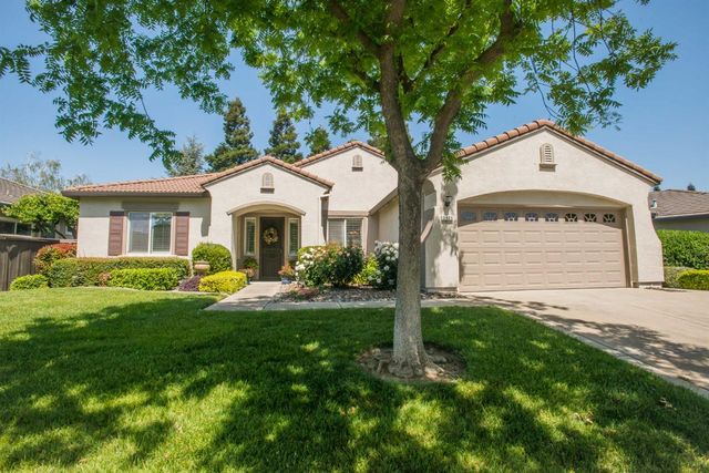 2909 Robinson Creek Ln, Elk Grove, CA 95758