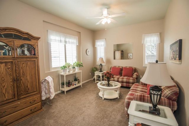 2909 Robinson Creek Ln, Elk Grove, CA 95758
