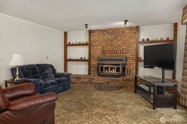 14402 151st Place SE, Renton, WA 98059