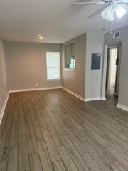 451 Natalen Ave Apt 1201, San Antonio, TX 78209