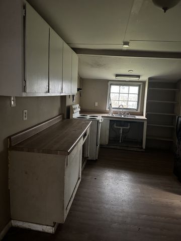 321 W Washington St, Pulaski, TN 38478