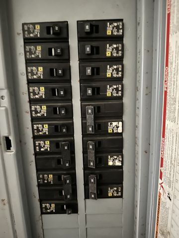 321 W Washington St, Pulaski, TN 38478