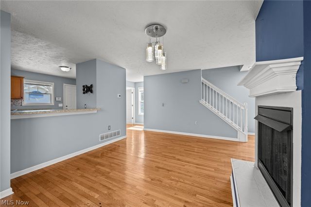 2221 E 71st Street, Cleveland, OH 44103