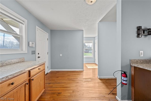 2221 E 71st Street, Cleveland, OH 44103