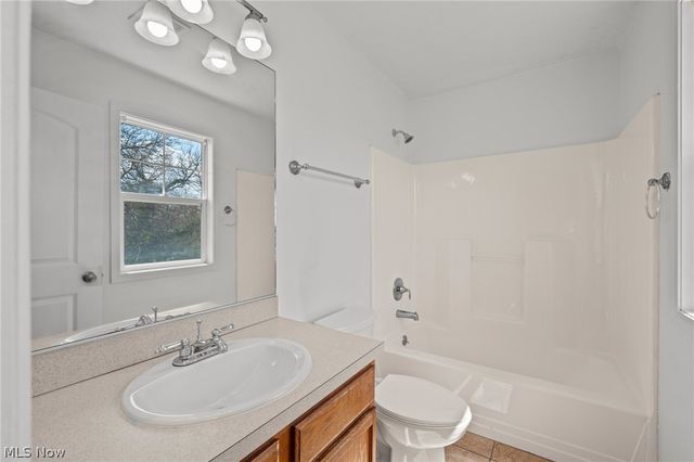 2221 E 71st Street, Cleveland, OH 44103