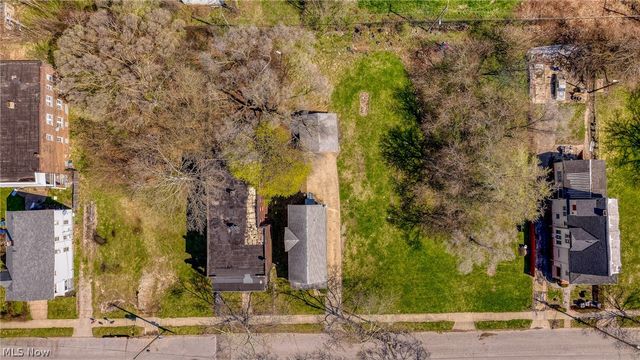 2221 E 71st Street, Cleveland, OH 44103