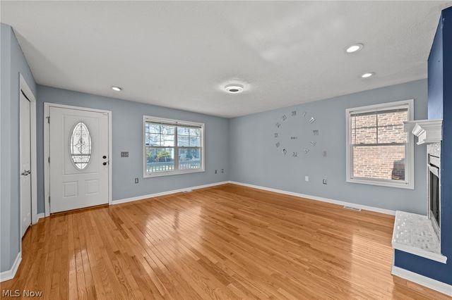 2221 E 71st Street, Cleveland, OH 44103