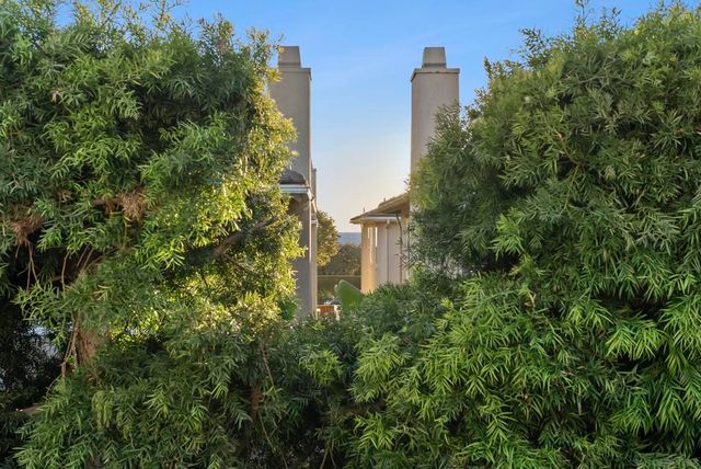 7393 Portage Way, Carlsbad, CA 92011