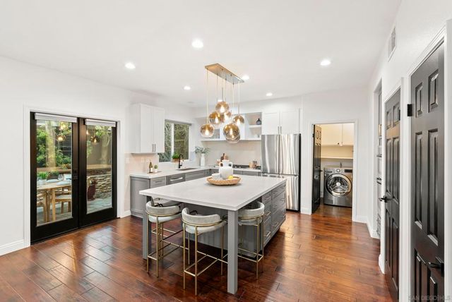 7393 Portage Way, Carlsbad, CA 92011