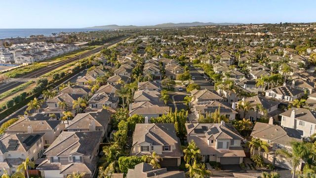 7393 Portage Way, Carlsbad, CA 92011