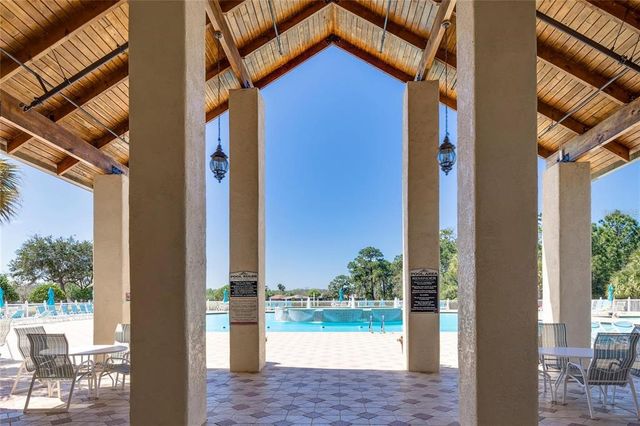 10048 CLEGHORN DRIVE, San Antonio, FL 33576