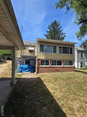 4021 Alby Street, Alton, IL 62002