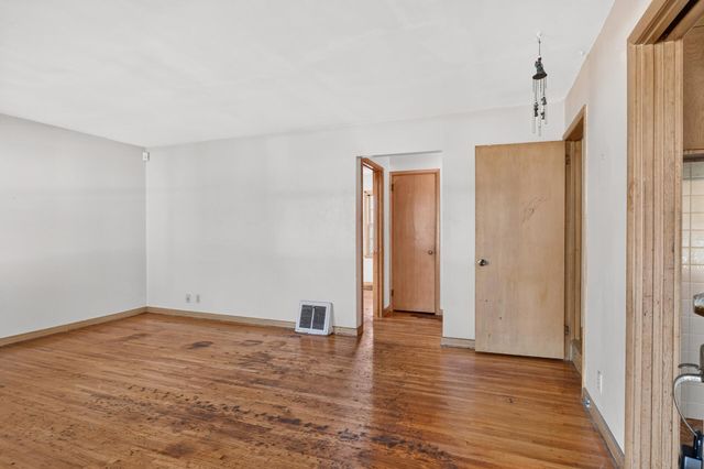 5242 James Avenue N, Minneapolis, MN 55430