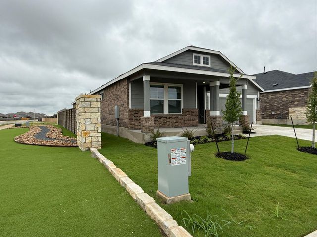 117 Alamito Ave, Kyle, TX 78640