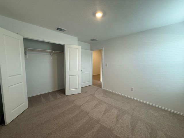 117 Alamito Ave, Kyle, TX 78640