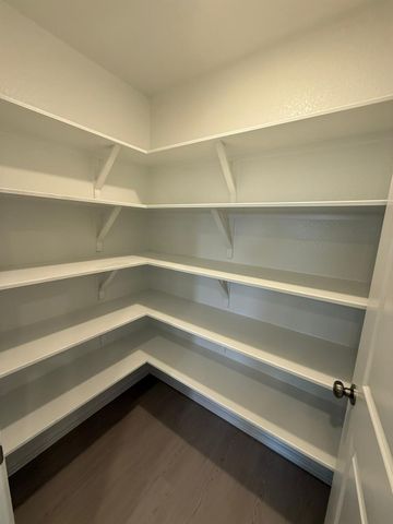 117 Alamito Ave, Kyle, TX 78640