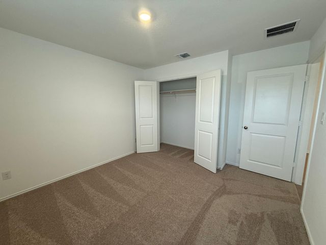 117 Alamito Ave, Kyle, TX 78640
