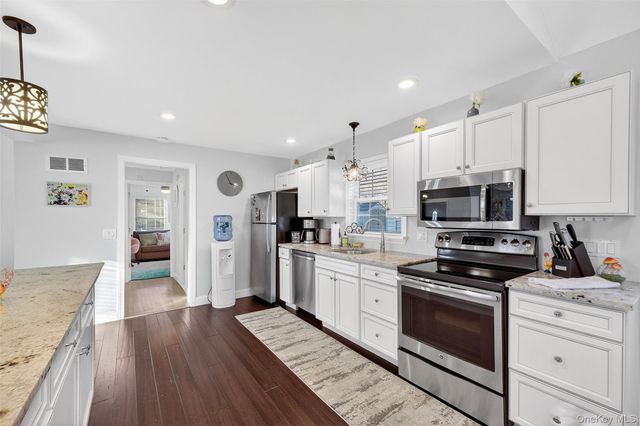 550 Beach Road, Mahopac, NY 10541