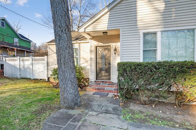 550 Beach Road, Mahopac, NY 10541