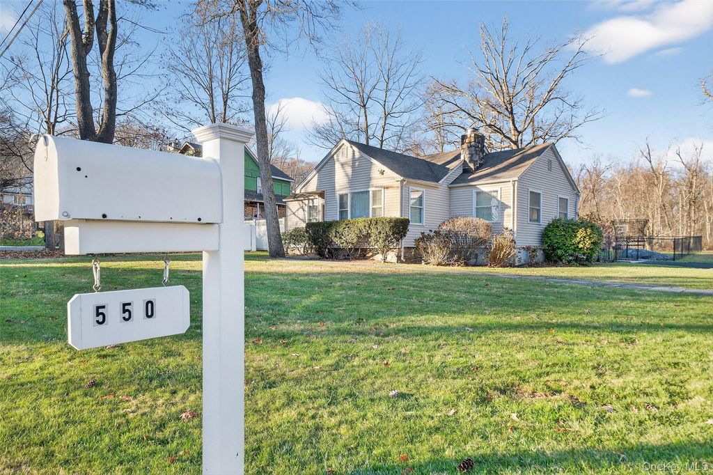 550 Beach Road, Mahopac, NY 10541