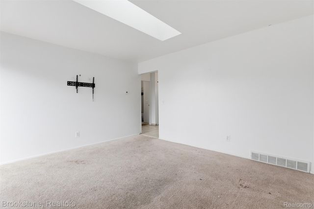 627 McDougall McDougall Street 77, Detroit, MI 48207
