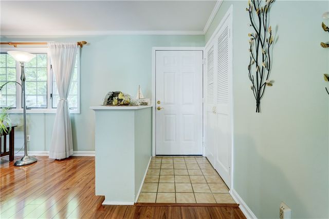 24 Cullens Run, Pittsford, NY 14534
