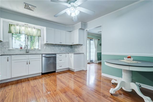 24 Cullens Run, Pittsford, NY 14534
