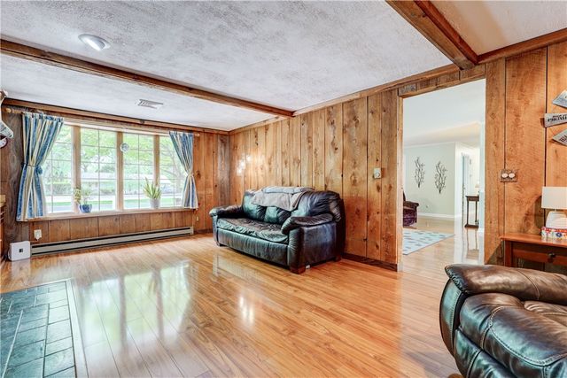 24 Cullens Run, Pittsford, NY 14534