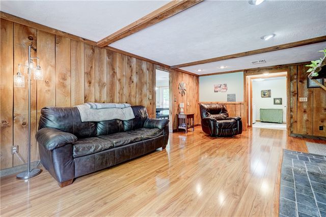 24 Cullens Run, Pittsford, NY 14534
