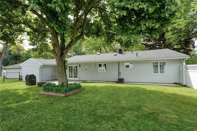 24 Cullens Run, Pittsford, NY 14534