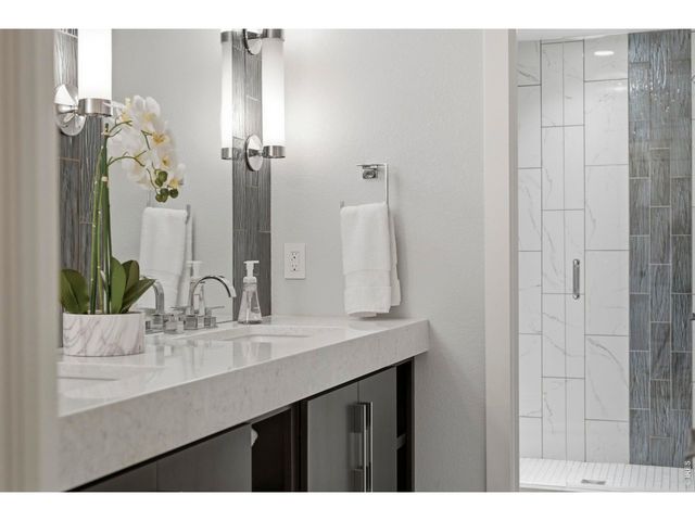 6862 Wildshore Dr, Timnath, CO 80547