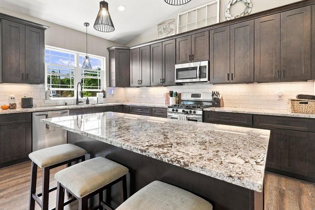 N120W20255 Dolores COURT, Germantown, WI 53022