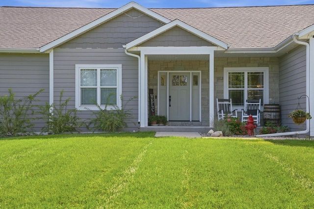 N120W20255 Dolores COURT, Germantown, WI 53022