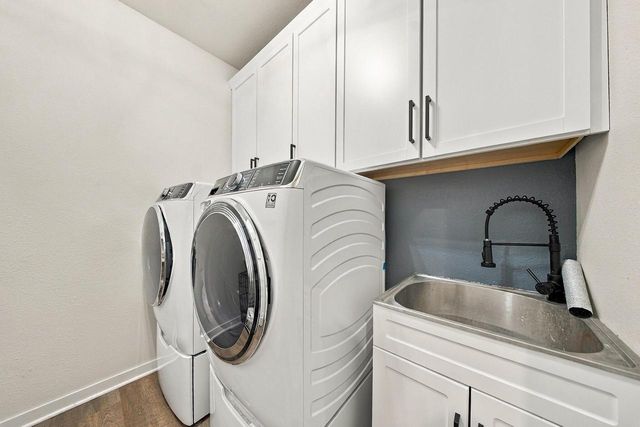 N120W20255 Dolores COURT, Germantown, WI 53022
