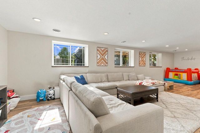 N120W20255 Dolores COURT, Germantown, WI 53022