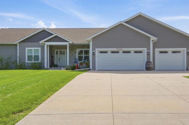 N120W20255 Dolores COURT, Germantown, WI 53022