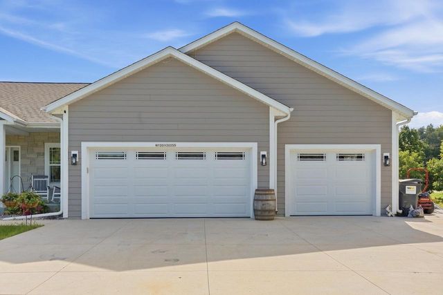 N120W20255 Dolores COURT, Germantown, WI 53022