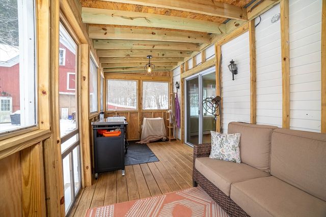 178 James Street, Barre, MA 01005