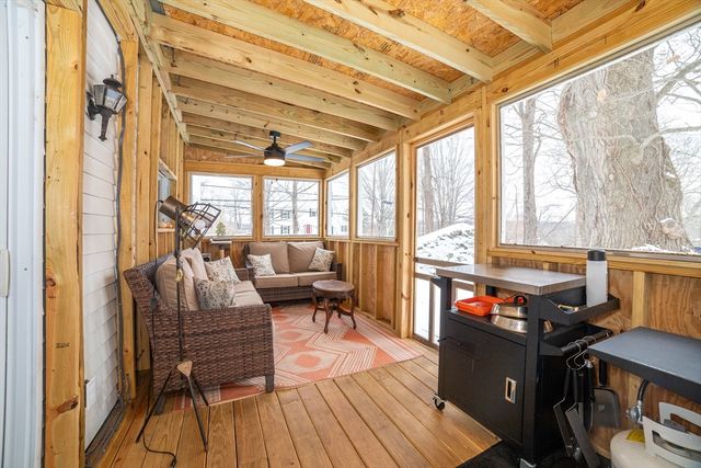 178 James Street, Barre, MA 01005