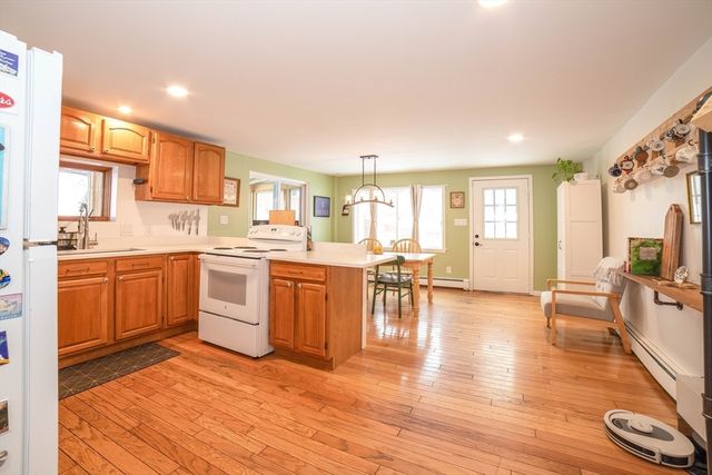 178 James Street, Barre, MA 01005