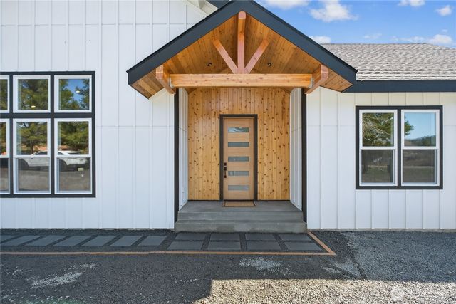 391 Ridge Loop Road, Cle Elum, WA 98922