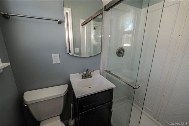 40 Bates Lane, Wallkill, NY 12589