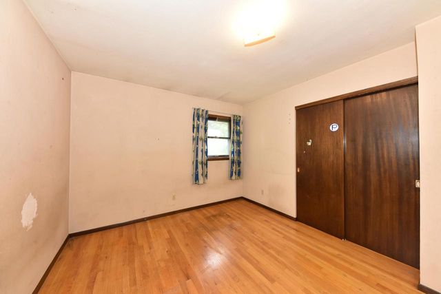 8615 W Petersik STREET, Milwaukee, WI 53224