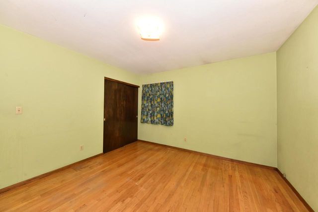 8615 W Petersik STREET, Milwaukee, WI 53224
